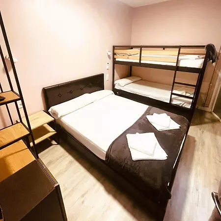 בית הארחה Colibri 2*