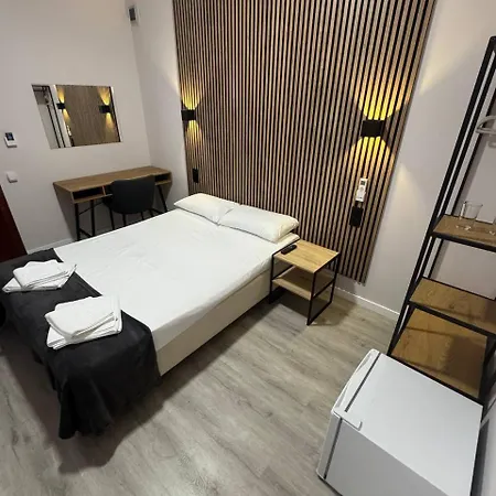 Colibri 2* كاليليا