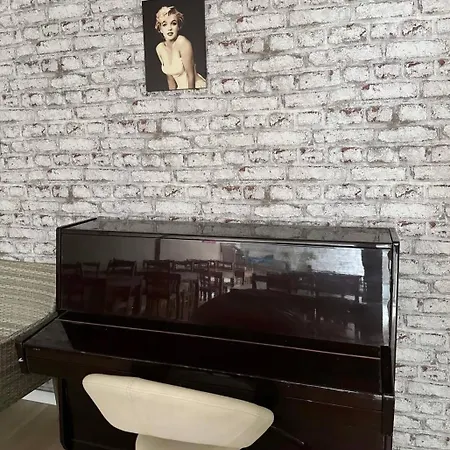 Colibri 2* كاليليا